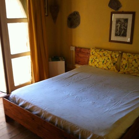 Pra De Mande Guest House Viano Exterior photo