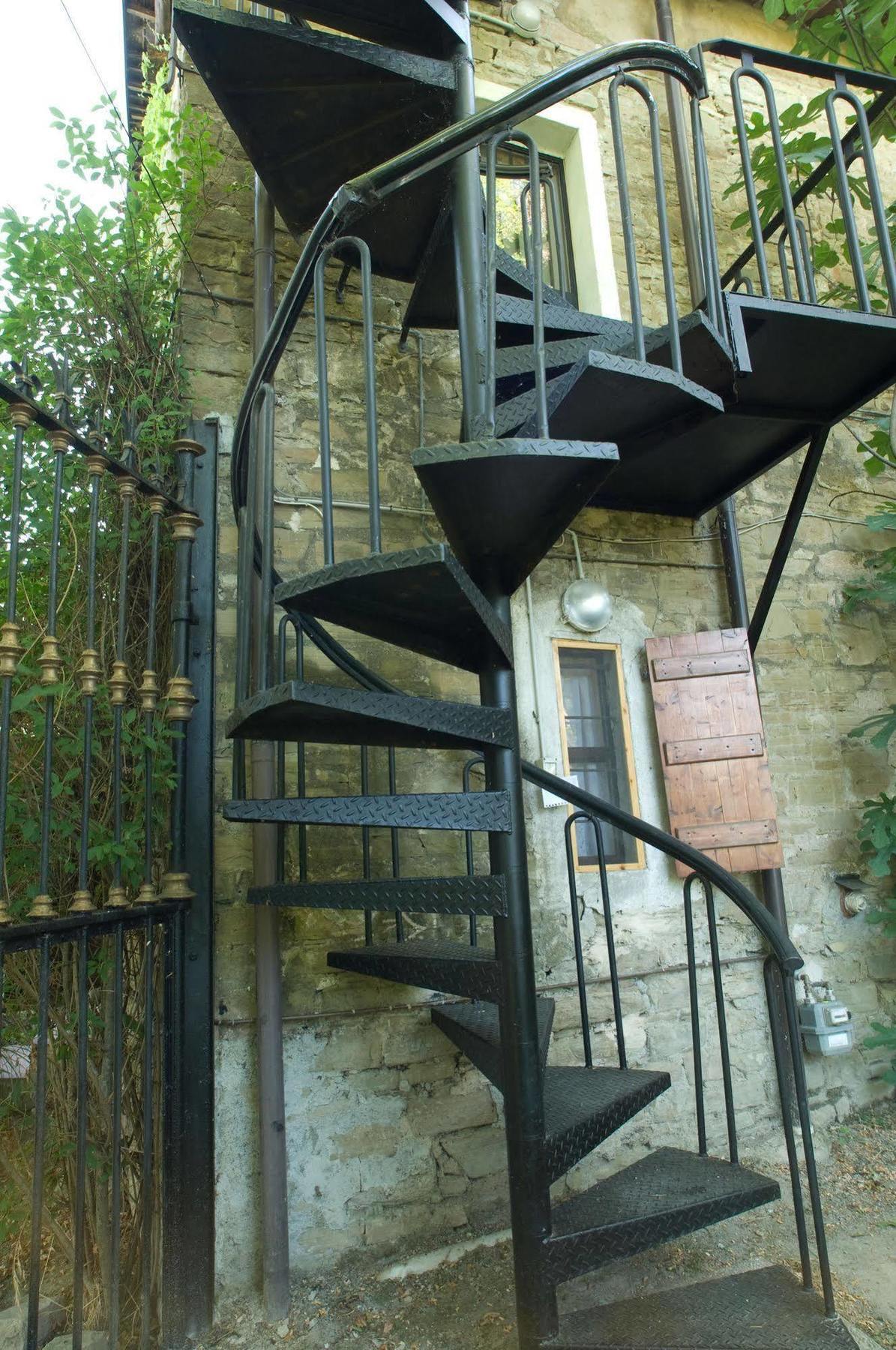 Pra De Mande Guest House Viano Exterior photo